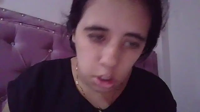 Snapshot of annarose19 chatting on 01.09.25 annarose19 online show from 01.09.25