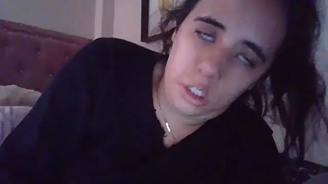 Snapshot of annarose19 chatting on 01.11.25 annarose19 online show from 01.11.25