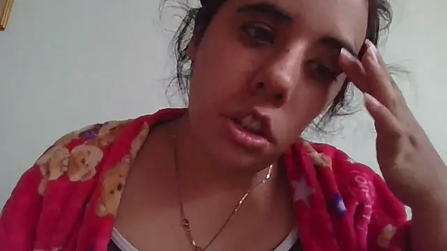 Snapshot of annarose19 chatting on 01.16.25 annarose19 online show from 01.16.25