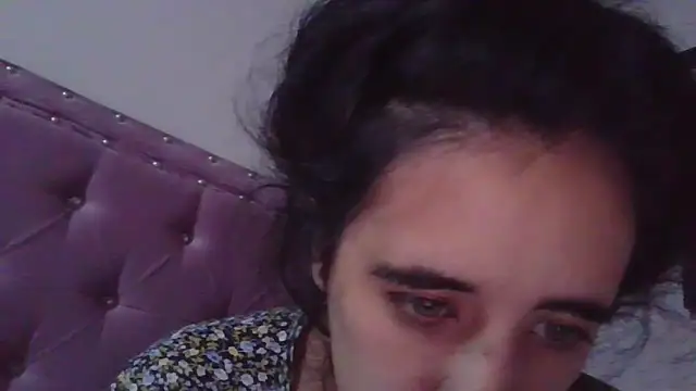 Snapshot of annarose19 chatting on 01.17.25 annarose19 online show from 01.17.25