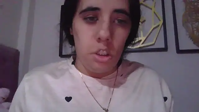 Snapshot of annarose19 chatting on 01.28.25 annarose19 online show from 01.28.25