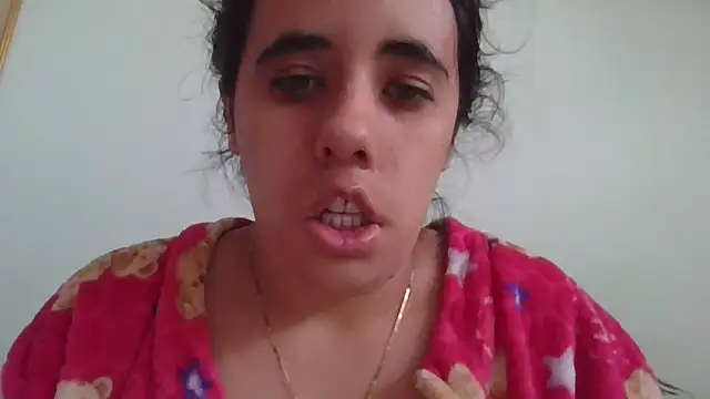 Snapshot of annarose19 chatting on 02.04.25 annarose19 online show from 02.04.25