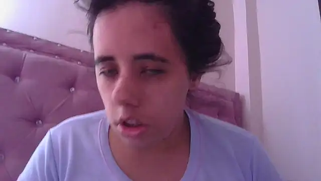 Snapshot of annarose19 chatting on 03.13.25 annarose19 online show from 03.13.25
