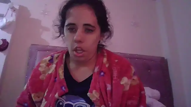 Snapshot of annarose19 chatting on 03.18.25 annarose19 online show from 03.18.25