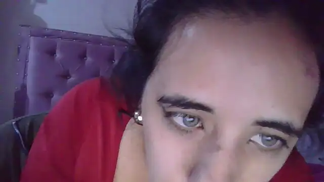 Snapshot of annarose19 chatting on 03.22.25 annarose19 online show from 03.22.25