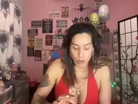 latinacubana online show from 12.28.24