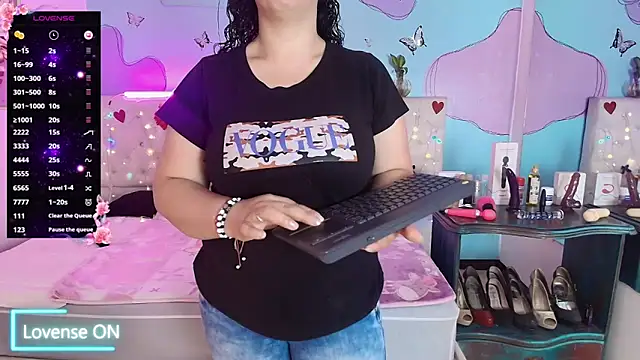 Zaly mature online show from 05.15.26