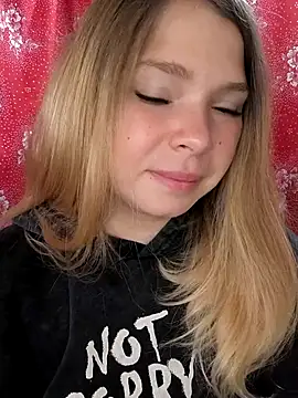 Zuli Kiska online show from 10.07.25