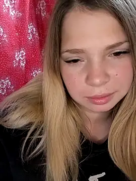 Zuli Kiska online show from 10.13.25