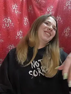 Snapshot of Zuli_Kiska chatting on 05.22.26 Zuli Kiska online show from 05.22.26