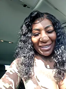 Snapshot of JosyBlack chatting on 02.11.25 JosyBlack online show from 02.11.25