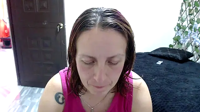 Snapshot of kittykalor09 chatting on 06.23.26 kittykalor09 online show from 06.23.26