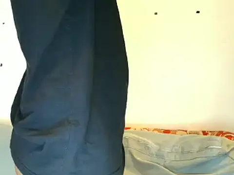 Snapshot of jhon_gade chatting on 09.18.25 jhon gade online show from 09.18.25