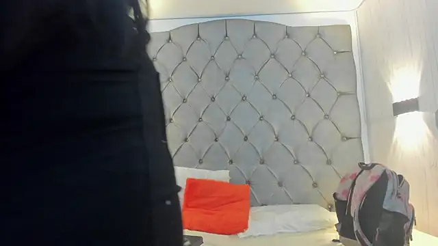 danaythamara1 online show from 03.14.25