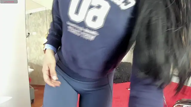 danaythamara1 online show from 09.15.25