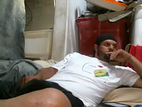 trousersnakeskeet online show from 04.13.26