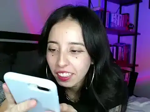 babyluna 8 8 online show from 12.12.24