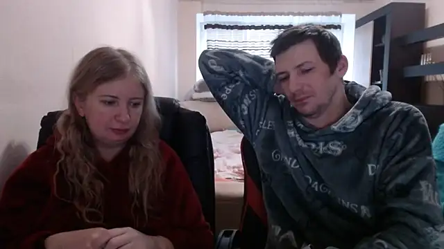 PeterAndJen online show from 02.14.25