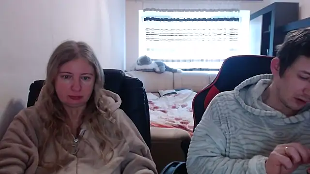 PeterAndJen online show from 02.23.25