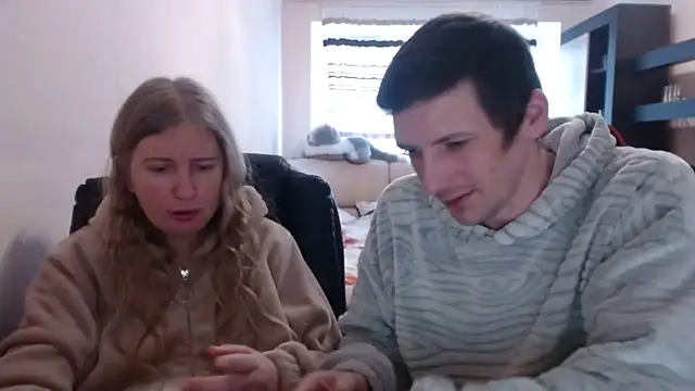 PeterAndJen online show from 02.23.25