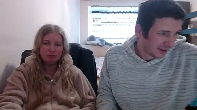 PeterAndJen online show from 02.24.25