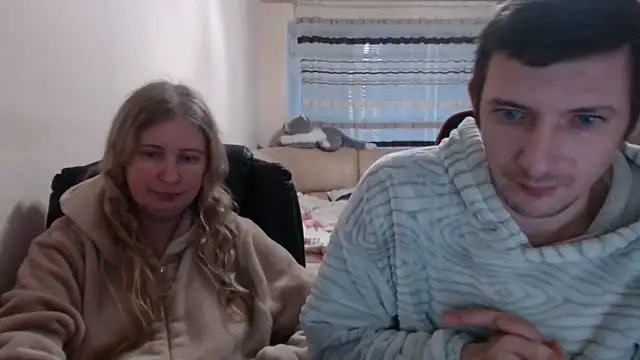 PeterAndJen online show from 02.24.25