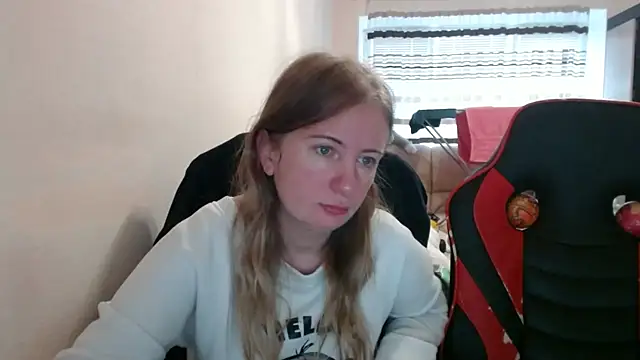 PeterAndJen online show from 10.06.25