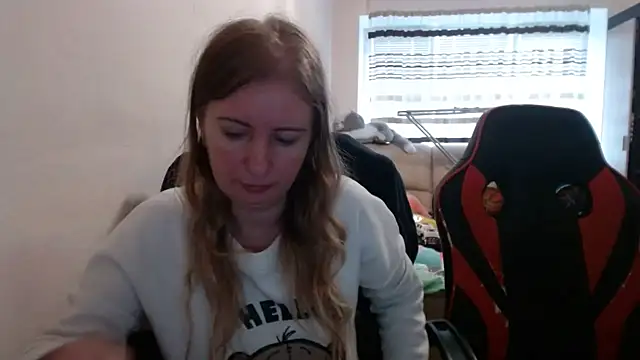 PeterAndJen online show from 10.08.25