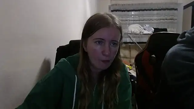 Snapshot of PeterAndJen chatting on 10.18.25 PeterAndJen online show from 10.18.25