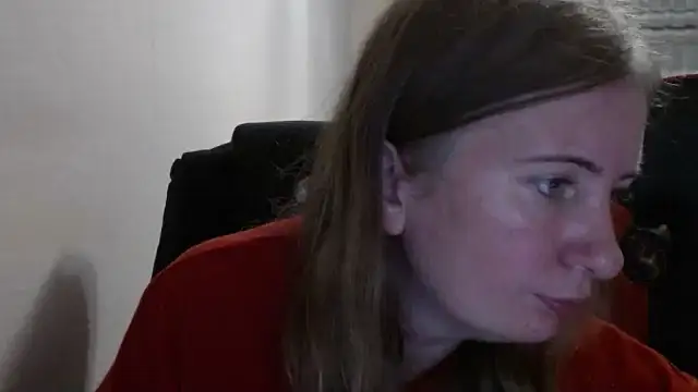 Snapshot of PeterAndJen chatting on 10.24.25 PeterAndJen online show from 10.24.25