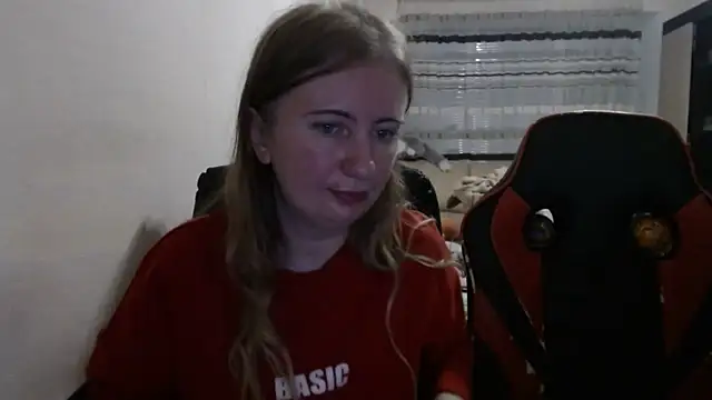 Snapshot of PeterAndJen chatting on 10.25.25 PeterAndJen online show from 10.25.25