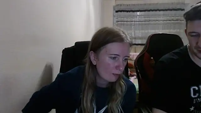 Snapshot of PeterAndJen chatting on 10.31.25 PeterAndJen online show from 10.31.25