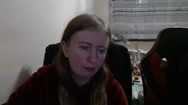 Snapshot of PeterAndJen chatting on 11.13.25 PeterAndJen online show from 11.13.25