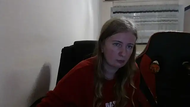 Snapshot of PeterAndJen chatting on 11.18.25 PeterAndJen online show from 11.18.25