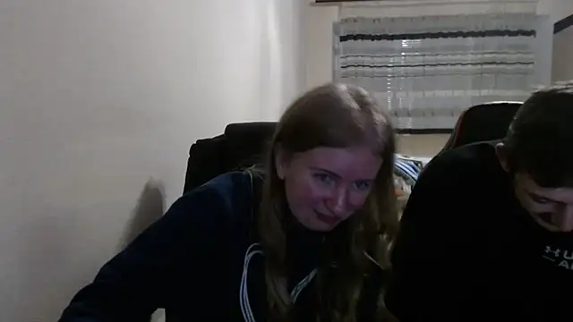 Snapshot of PeterAndJen chatting on 12.03.25 PeterAndJen online show from 12.03.25