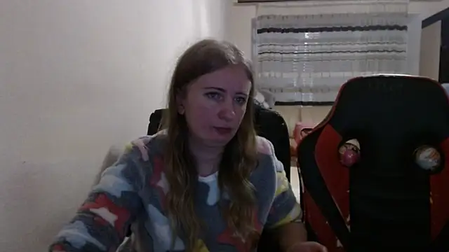 Snapshot of PeterAndJen chatting on 12.18.25 PeterAndJen online show from 12.18.25