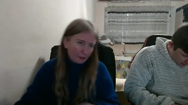 Snapshot of PeterAndJen chatting on 01.14.26 PeterAndJen online show from 01.14.26