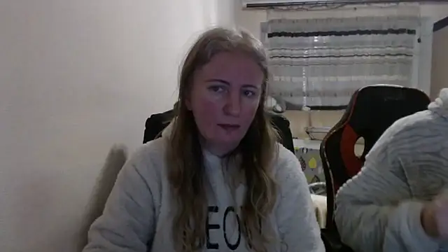 Snapshot of PeterAndJen chatting on 02.02.26 PeterAndJen online show from 02.02.26