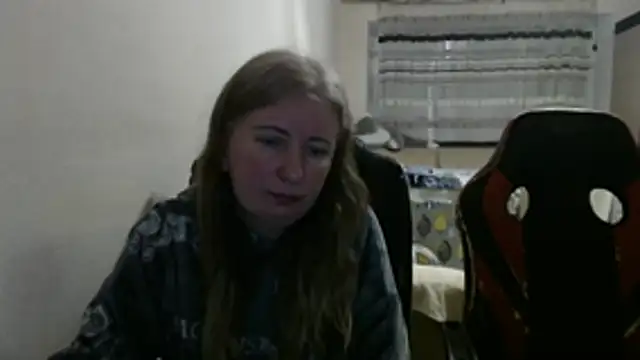 Snapshot of PeterAndJen chatting on 02.08.26 PeterAndJen online show from 02.08.26