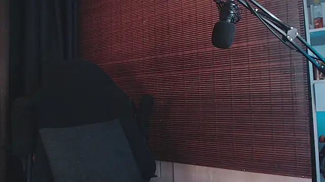 Artemis Kazttman online show from 03.16.25