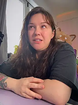 JennKenobi online show from 02.25.26