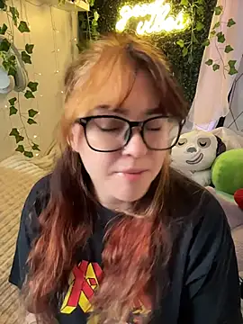 JennKenobi online show from 07.15.26