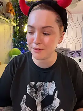 JennKenobi online show from 07.21.26