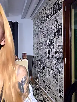 Snapshot of kylie_blck chatting on 01.11.26 kylie blck online show from 01.11.26