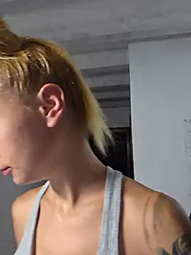 Snapshot of kylie_blck chatting on 06.01.26 kylie blck online show from 06.01.26