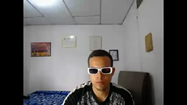 Oliver Wilding online show from 03.04.26