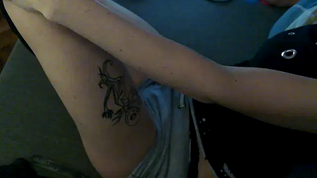 Snapshot of Sexyhexe511 chatting on 02.28.25 Sexyhexe511 online show from 02.28.25