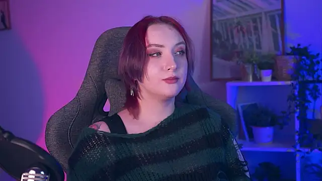 AsheLucker online show from 12.20.24