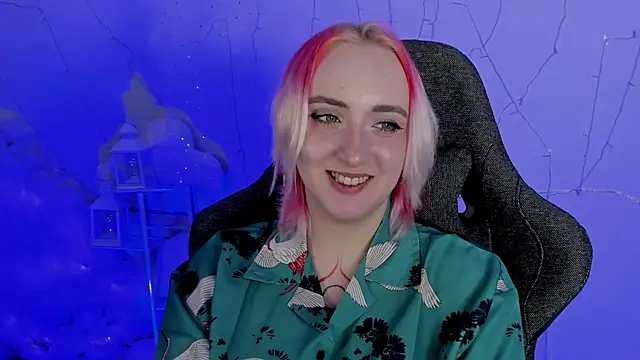 AsheLucker online show from 01.24.25