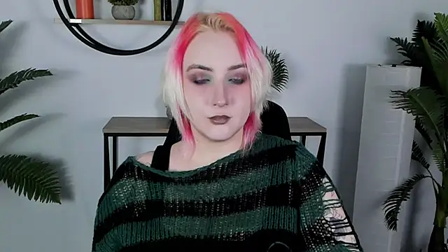 AsheLucker online show from 01.29.25